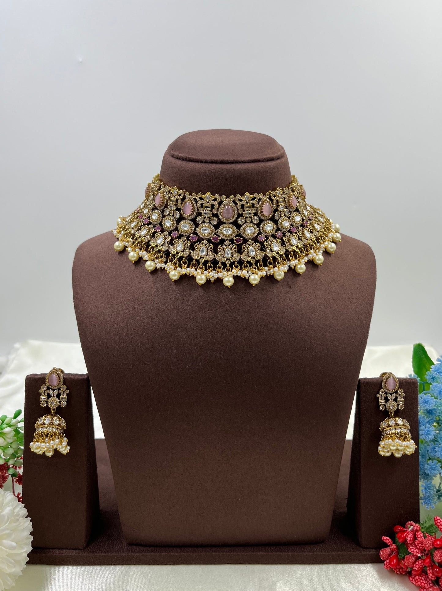 Chitra Victorian Choker Necklace