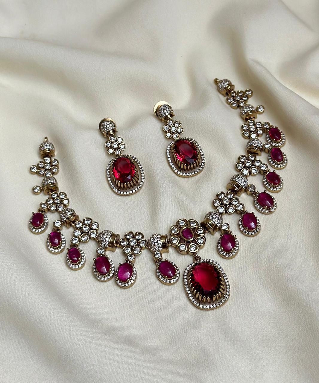 Zia Drop Victorian Necklace Set
