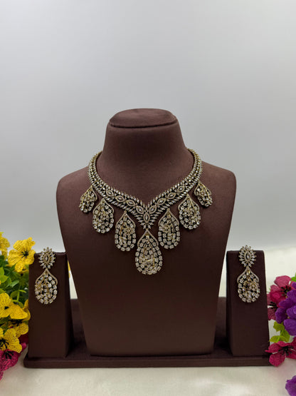 Vidhi Victorian Premium Necklace