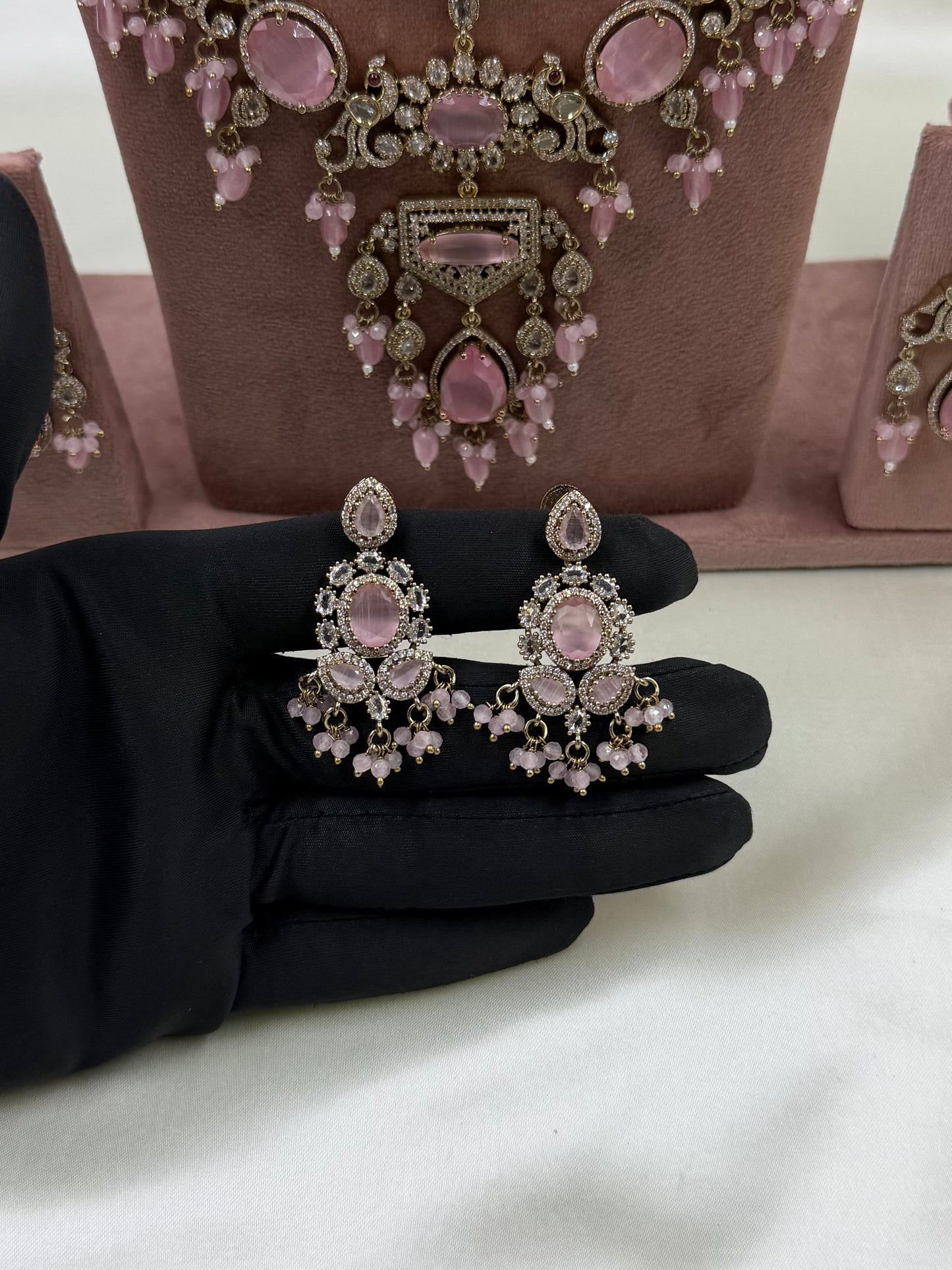 Nyra Victorian Ad Combo Set