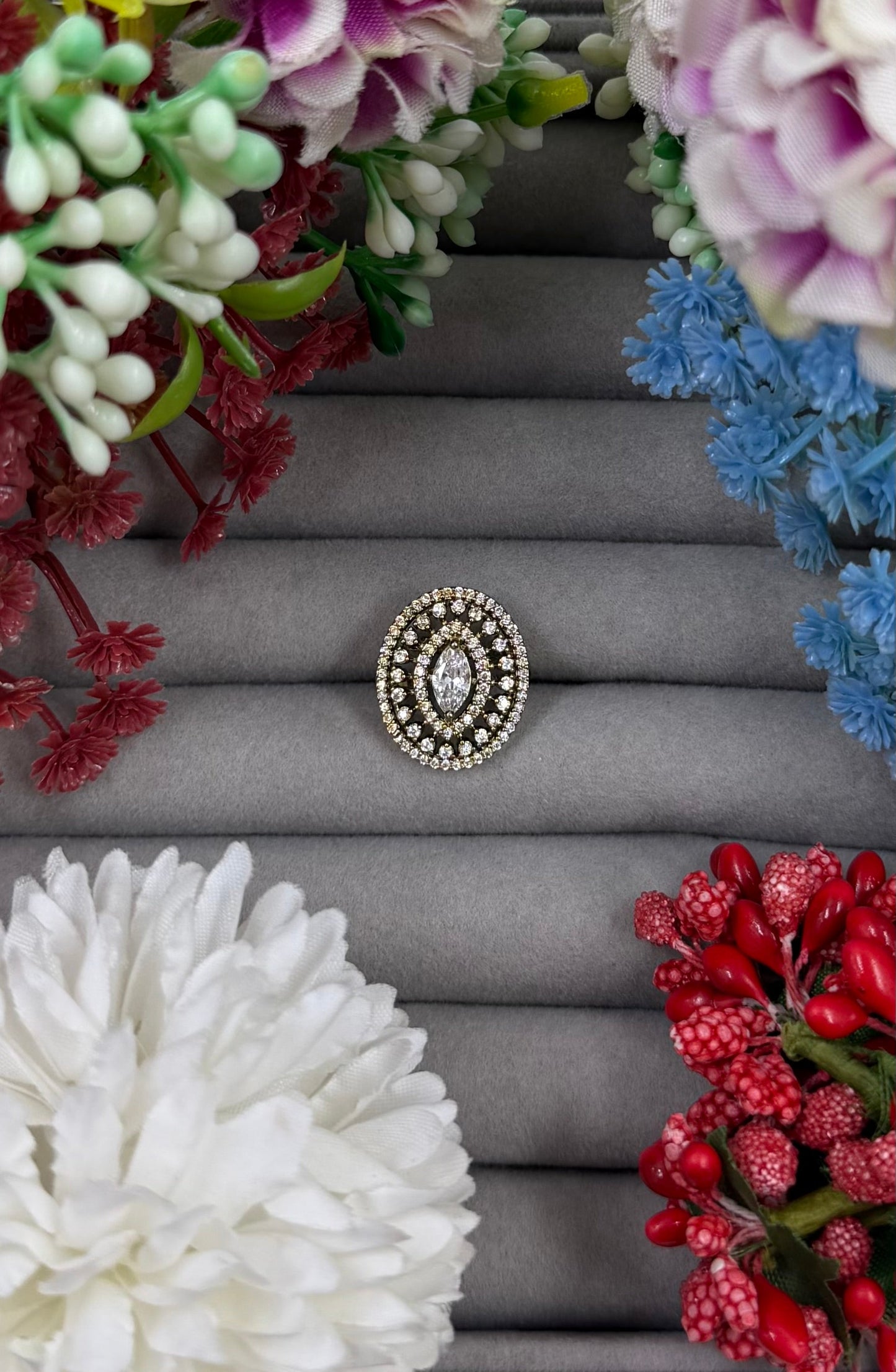 Yajna Victorian American Diamond Ring (Adjustable)