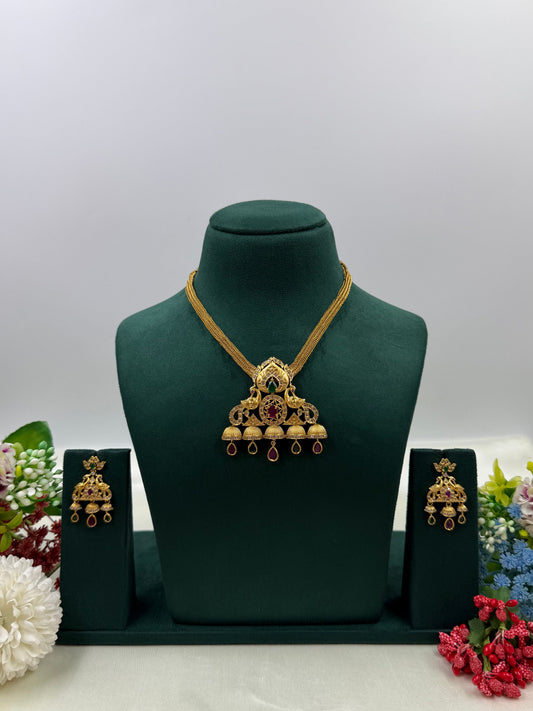 Madhavi Traditional Necklace