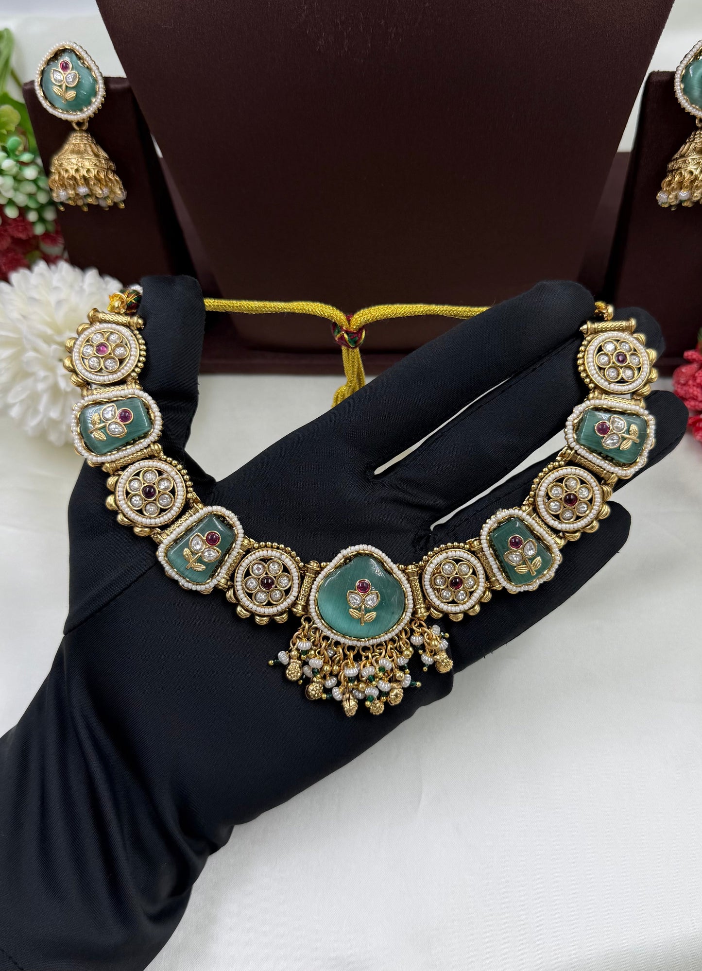 Amara Emerald Elegance Necklace