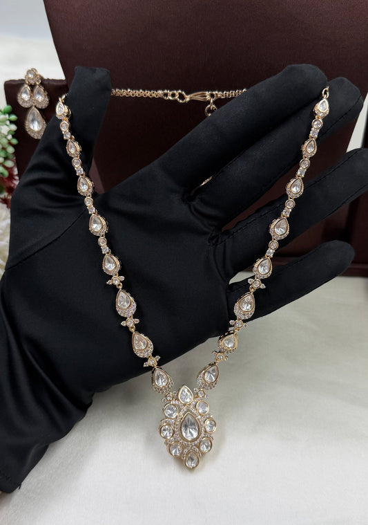 Vanya Moissanite Delicate Necklace
