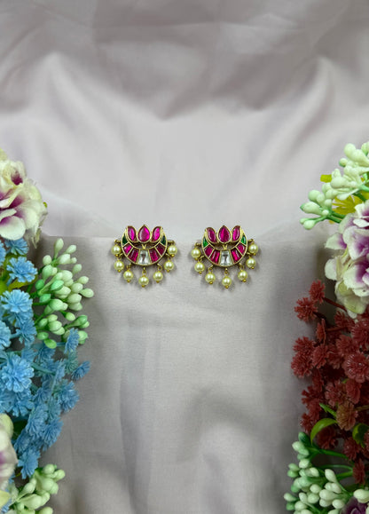 Samyukta Jaipuri Kundan Earing