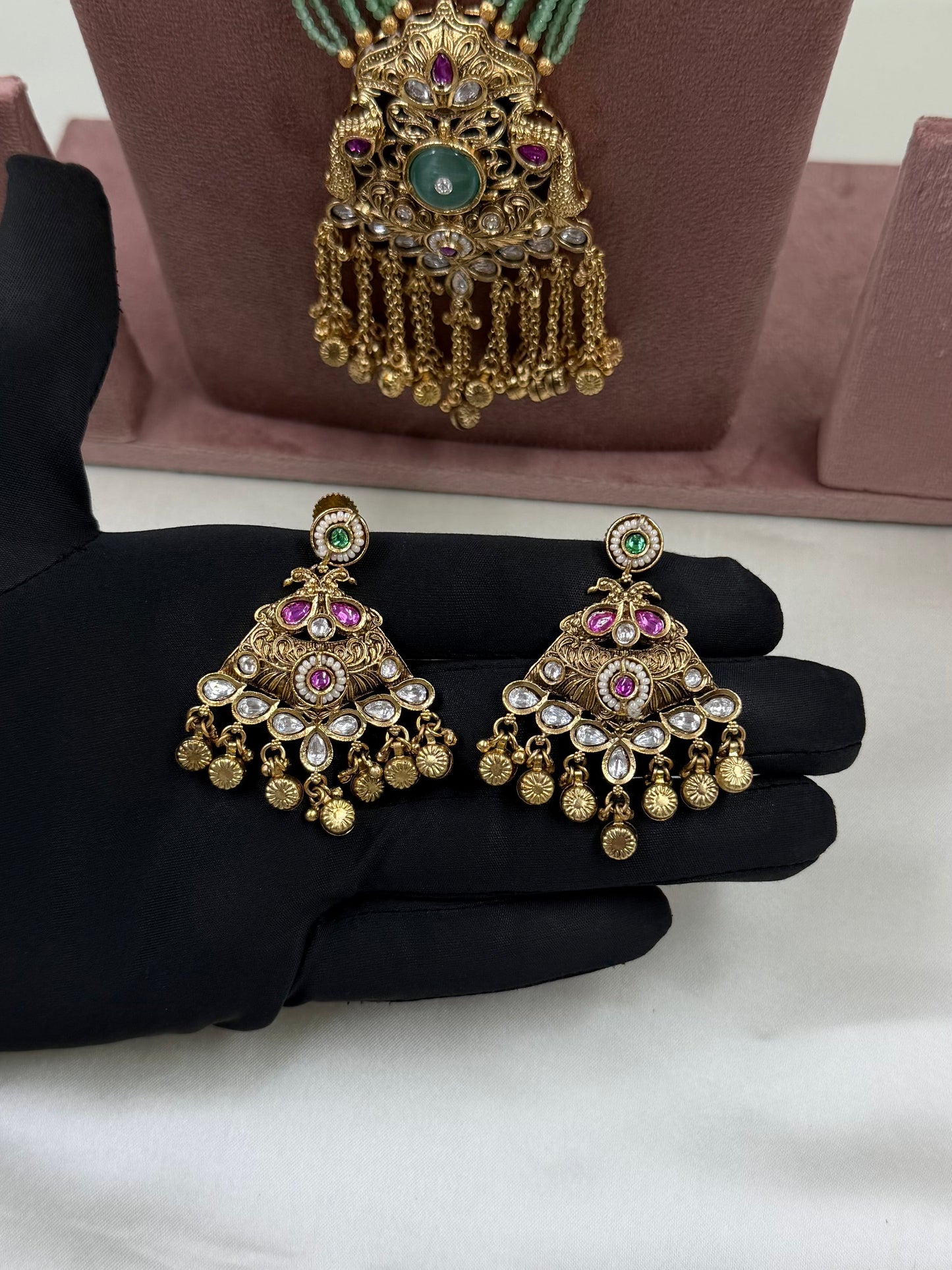 Vyraani Premium Heritage Combo Set