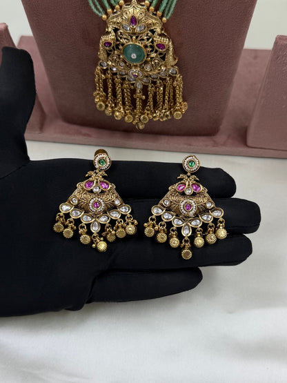 Vyraani Premium Heritage Combo Set