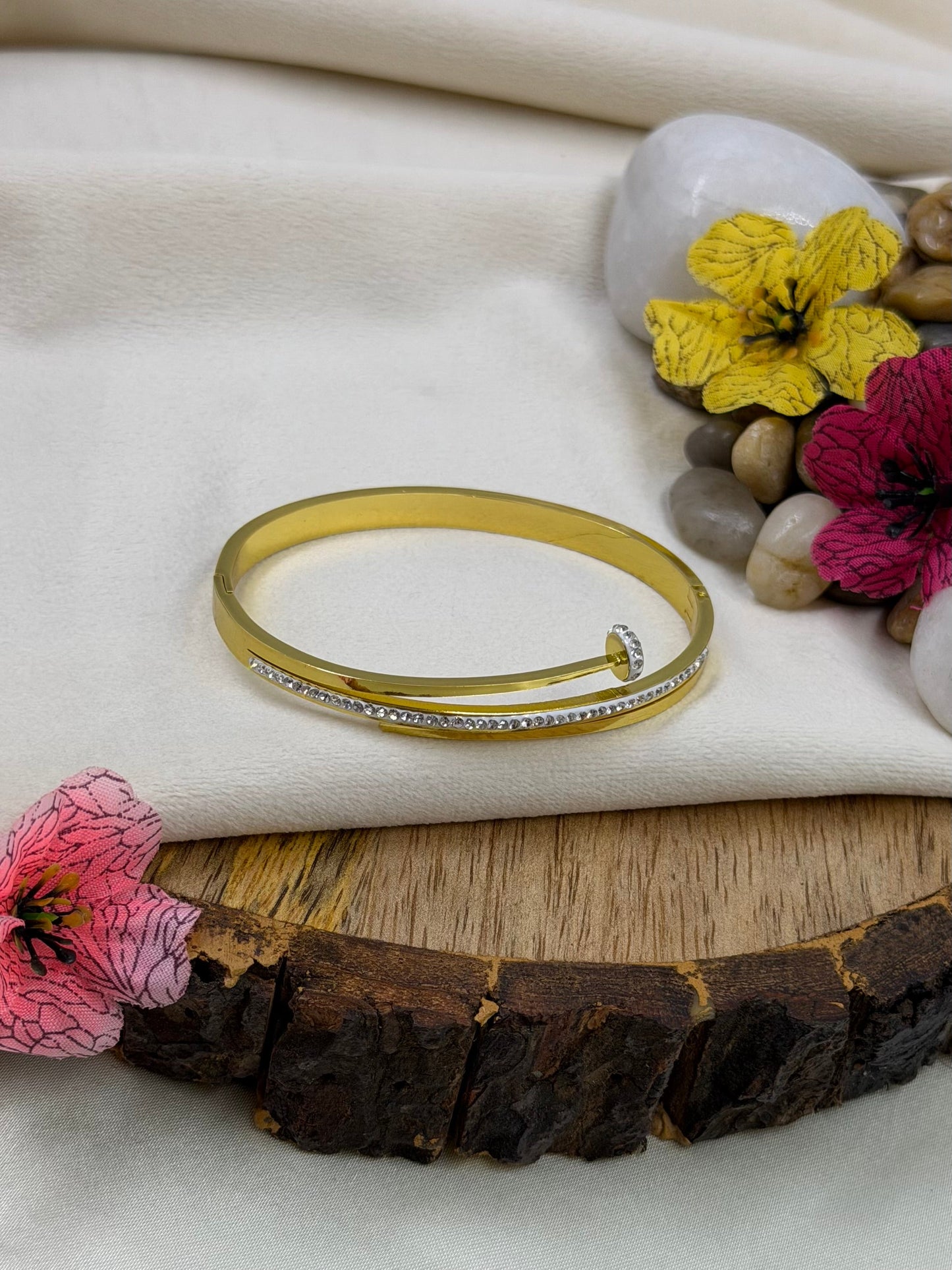 Evie Anti-Tarnish Stainless Steel Bracelet (Openable)