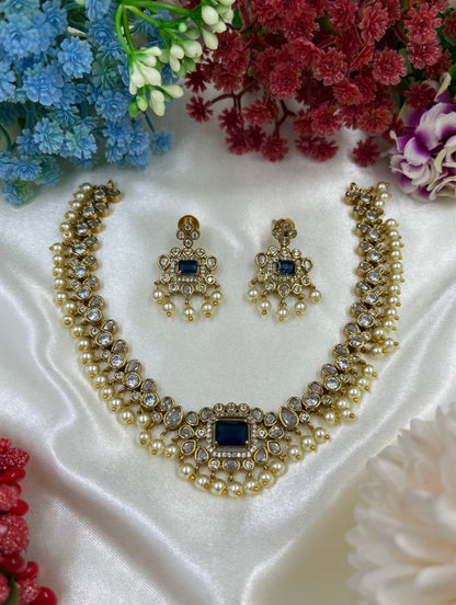 DELICATE MOTI VICTORIAN NECKLACE