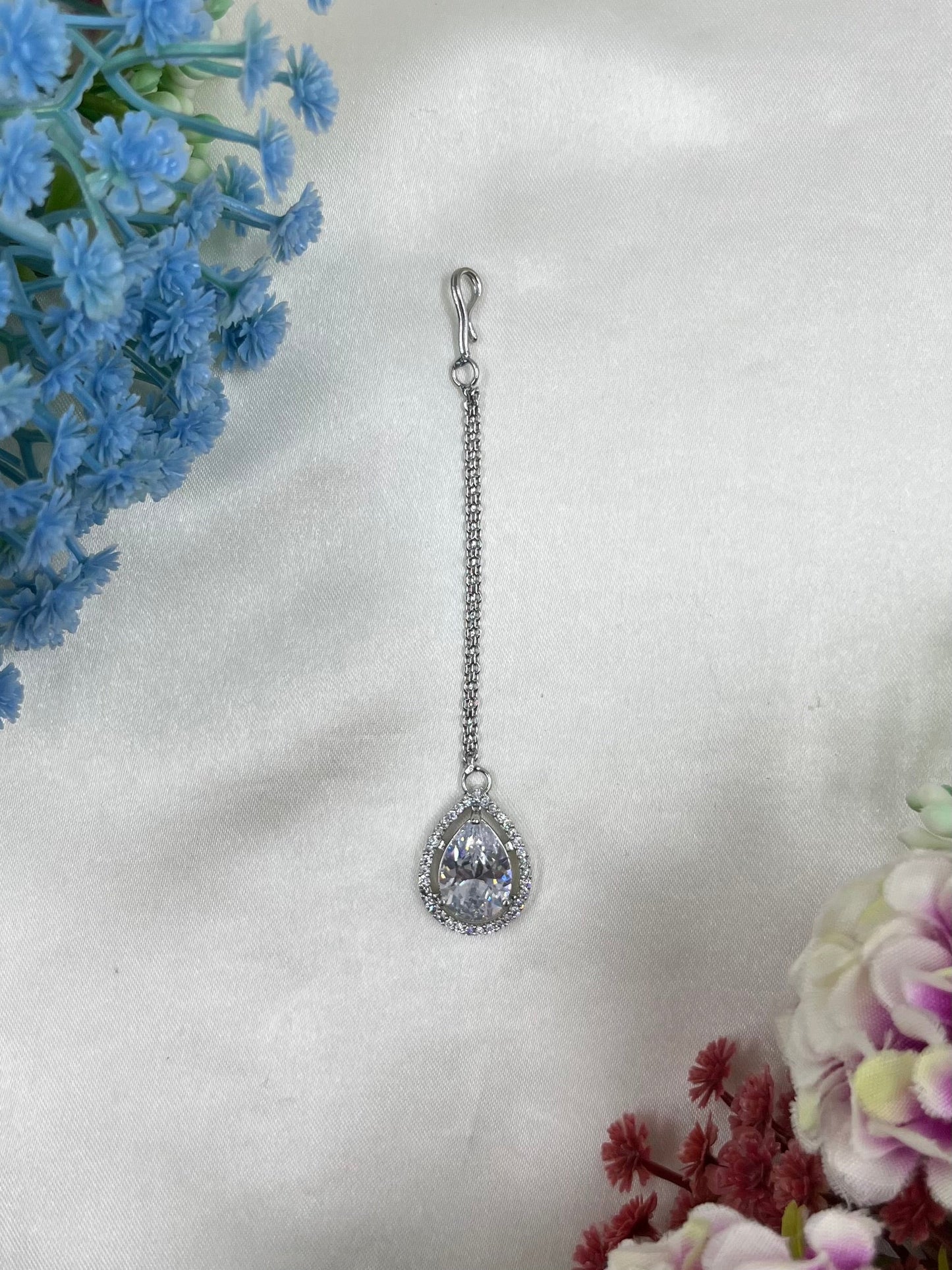 Rosalie American Diamond Mang Tika