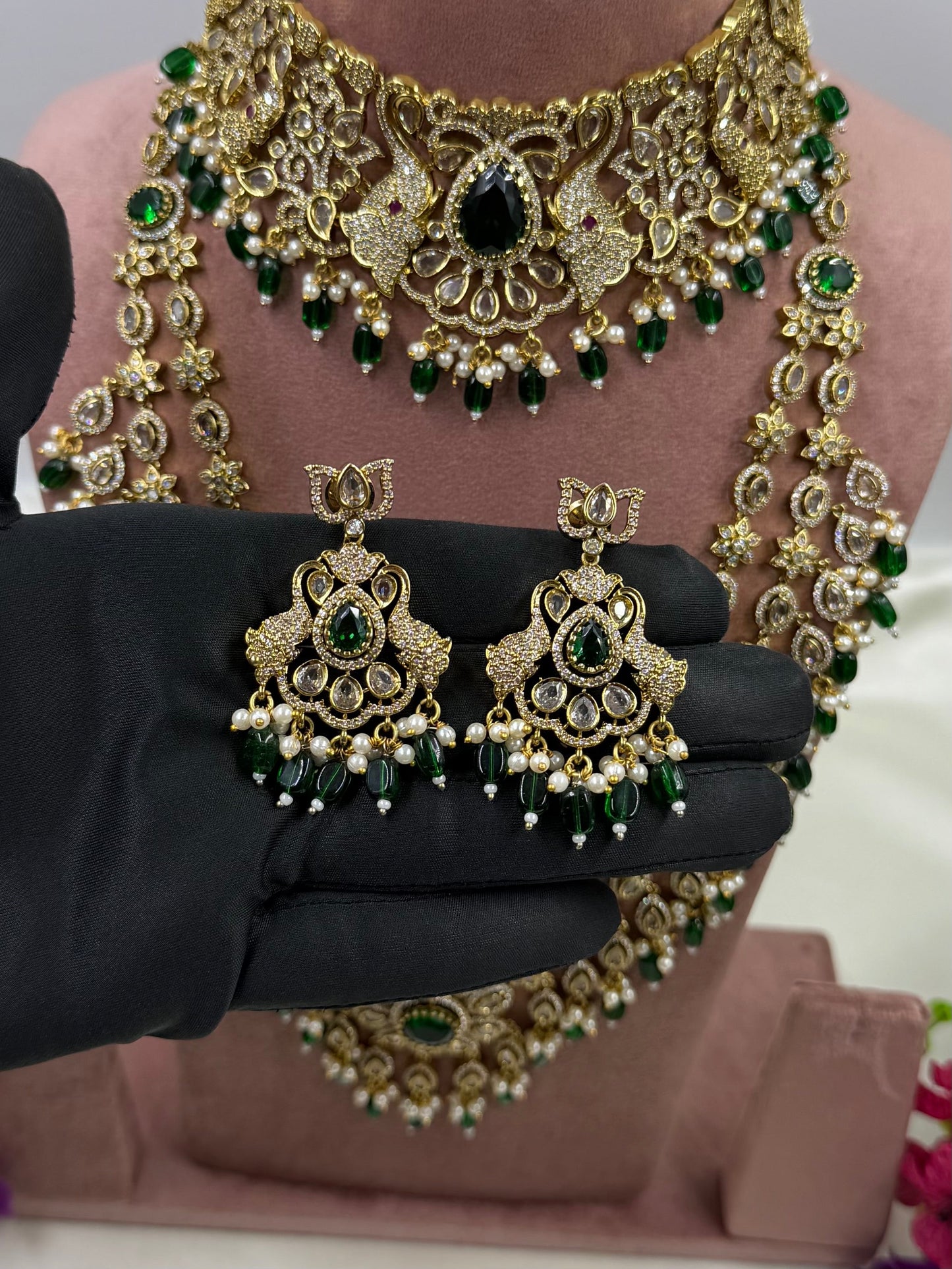Roshni Premium Victorian Combo Set