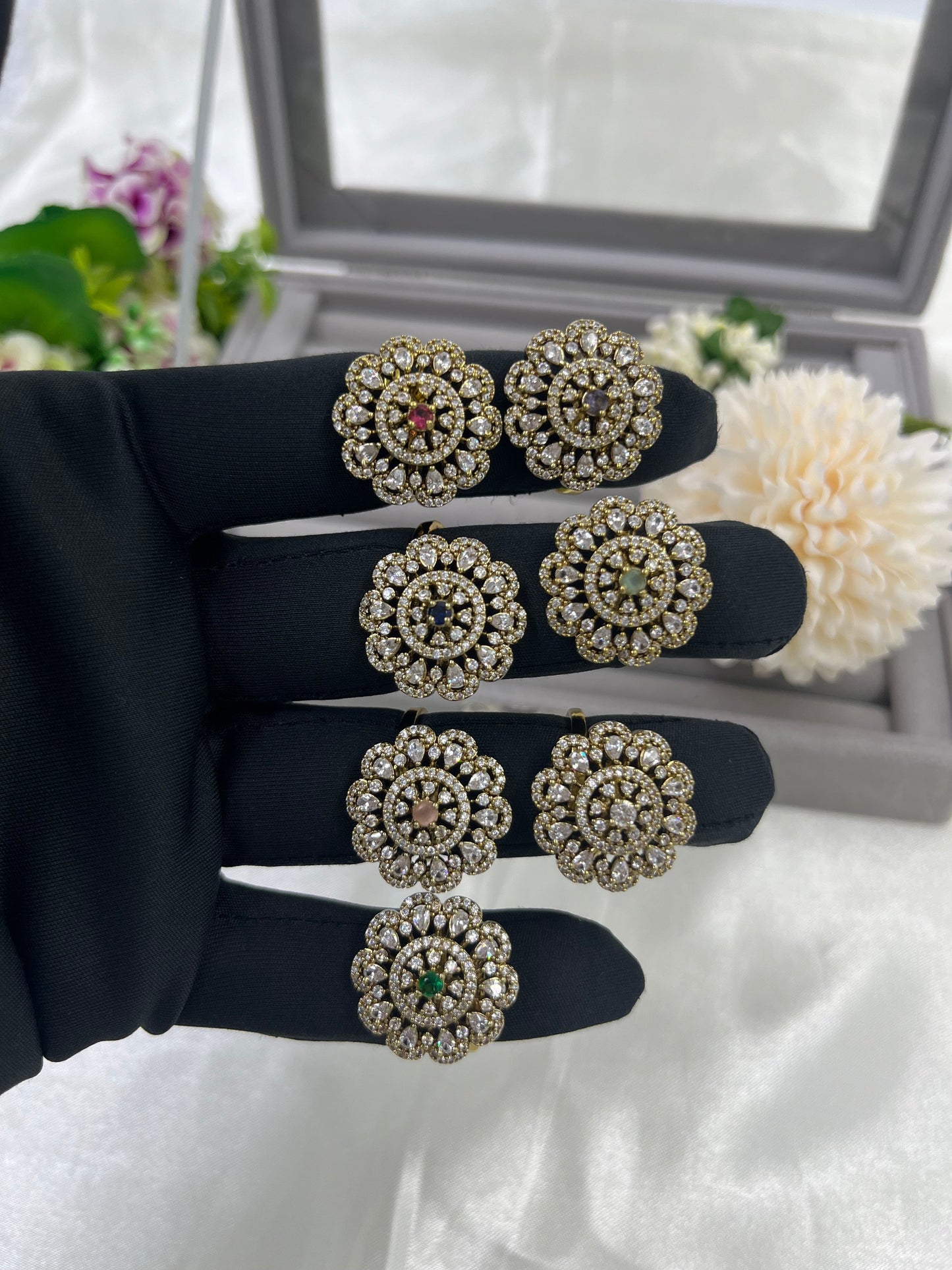 Regal Orb Victorian Ad Ring (Adjustable)