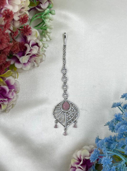 Taylor American Diamond Mang Tika