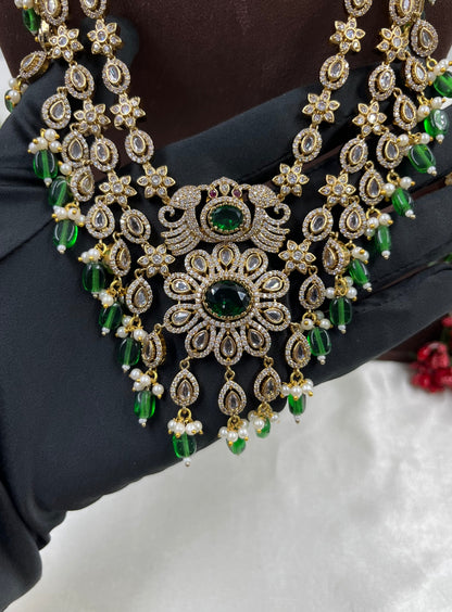 Hansa Victorian Long Necklace Set