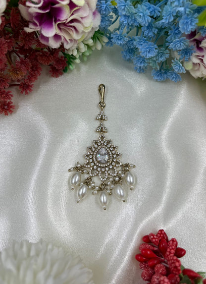 Nur Victorian Mang Tika
