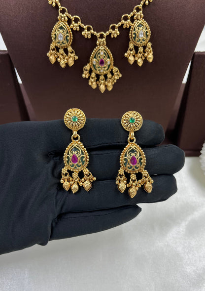 Shreya Heritage Delicate Necklace