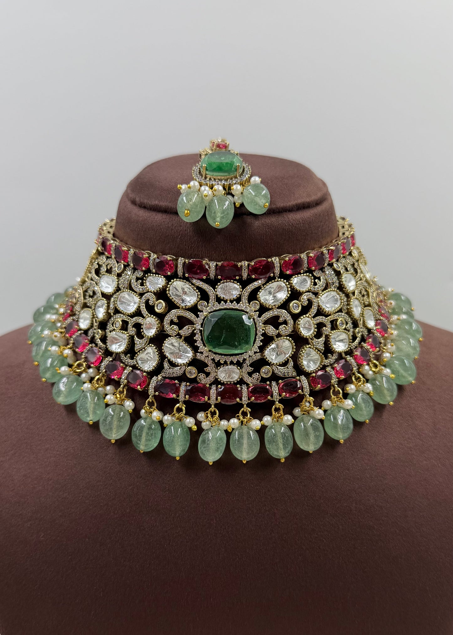Anita Victorian Semi Bridal Choker Necklace Set