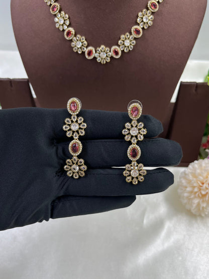 Renu Victorian Necklace