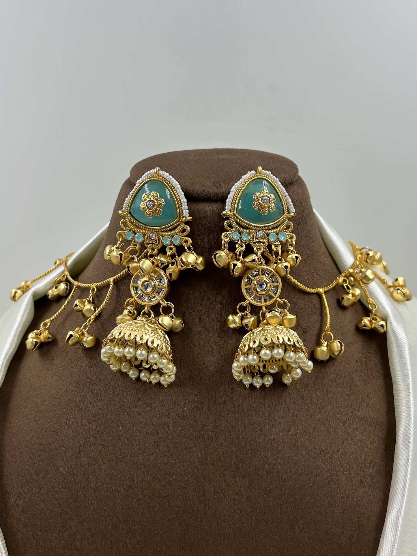 Daksha Kashmiri Earing with Earchain