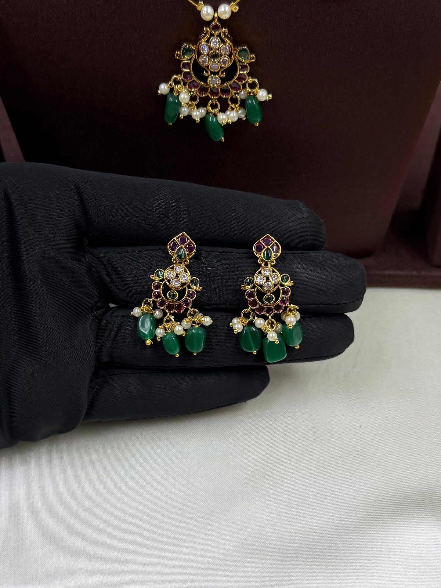 Amisha Invisible Traditional Necklace