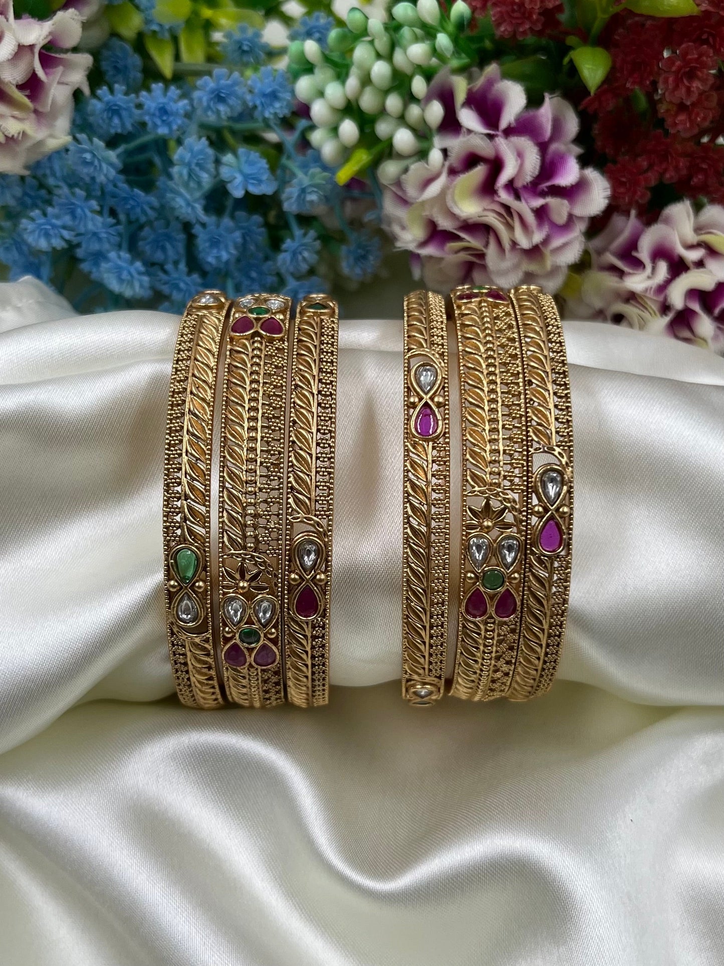 Yasvi Heritage Bangle (6 Pis)