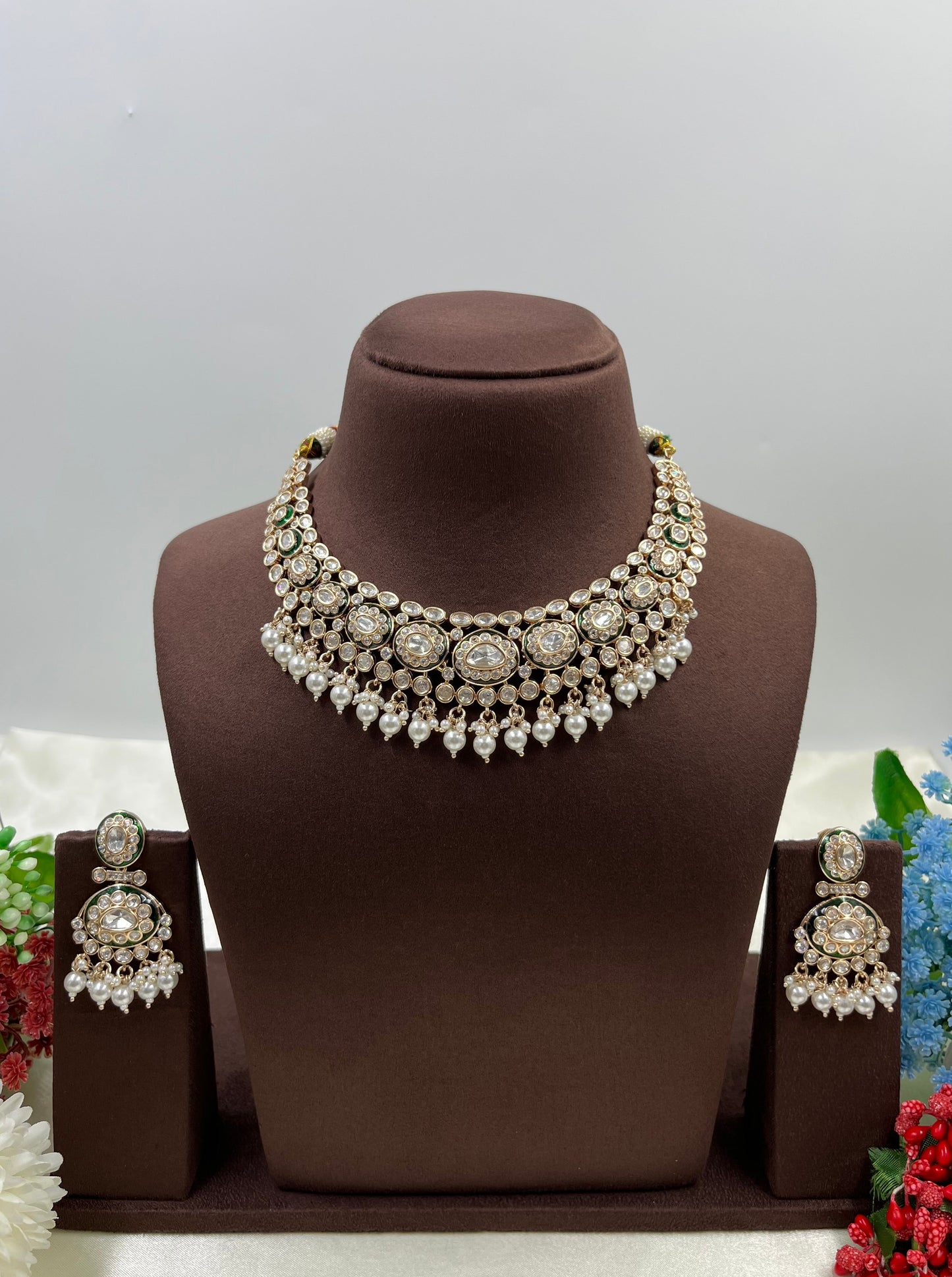 Kesar Moissanite Kundan Necklace