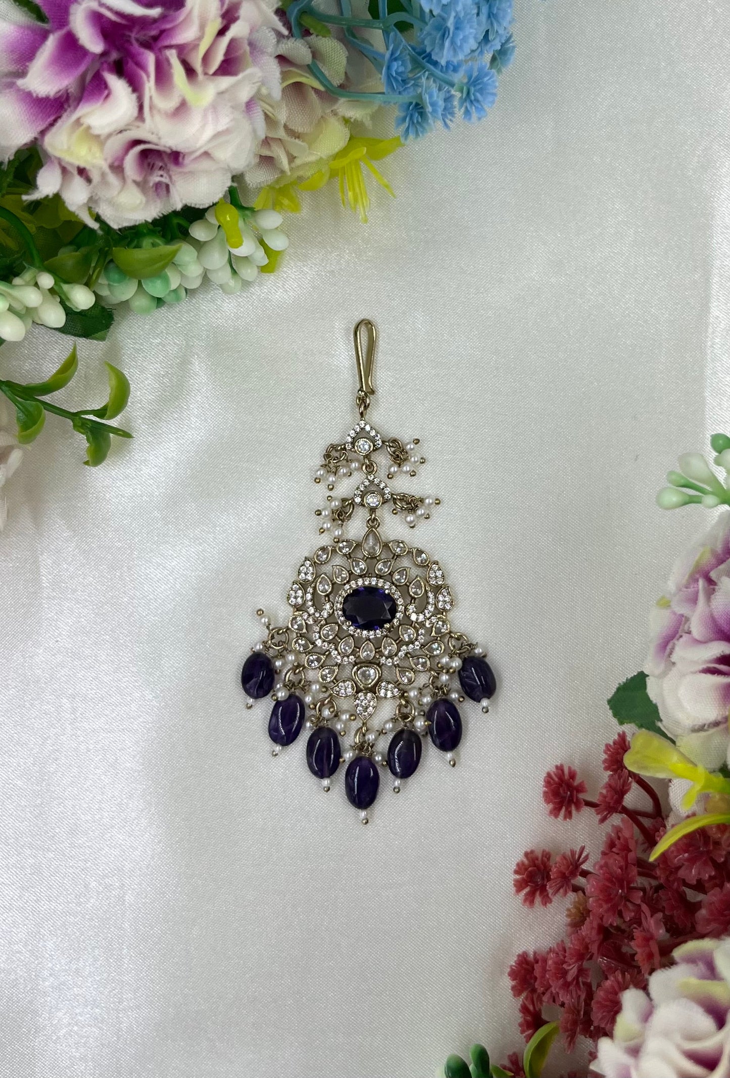 Priti Premium Victorian Mang Tika