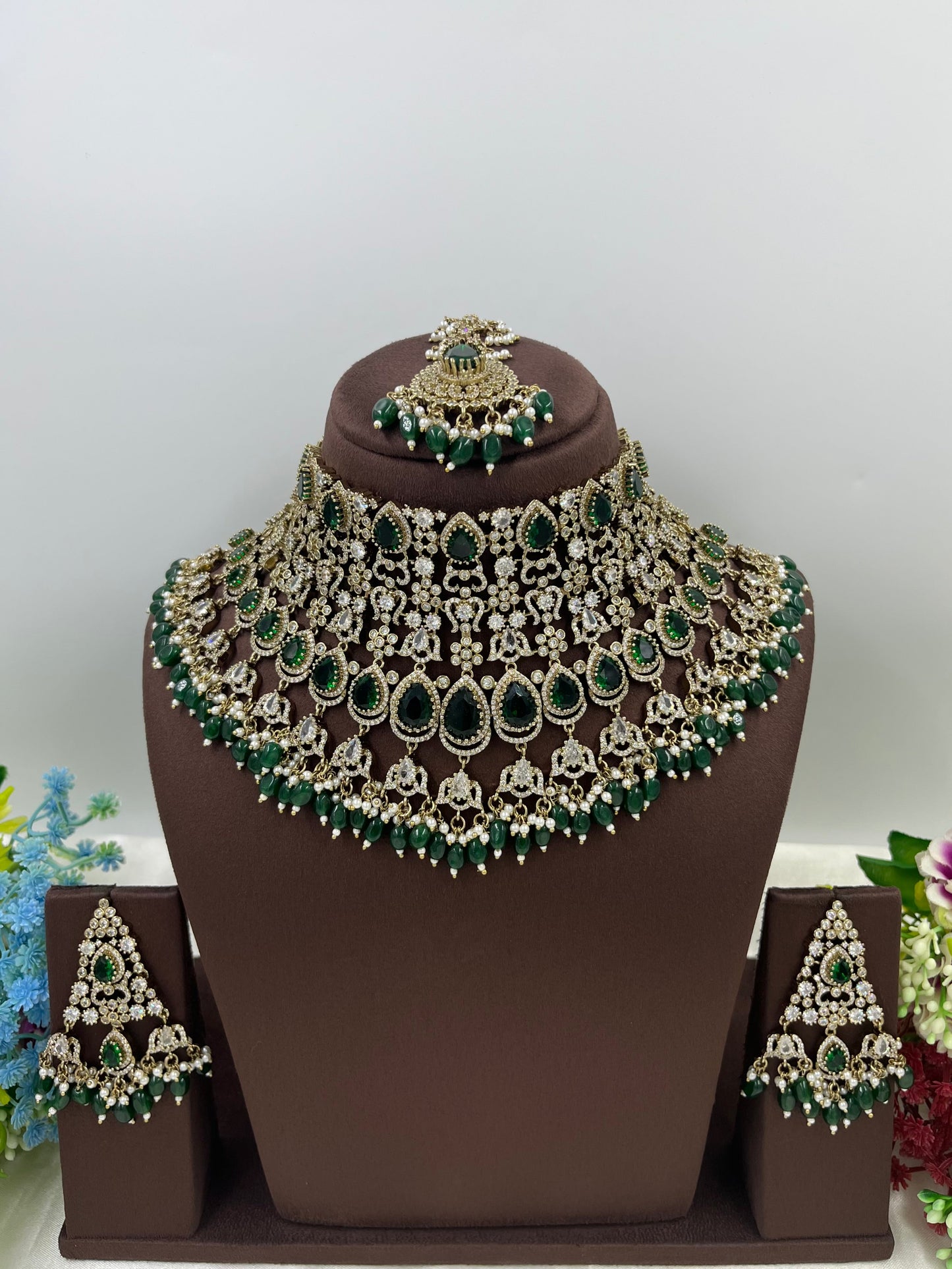 Nidhi Premium Victorian Ad Necklace
