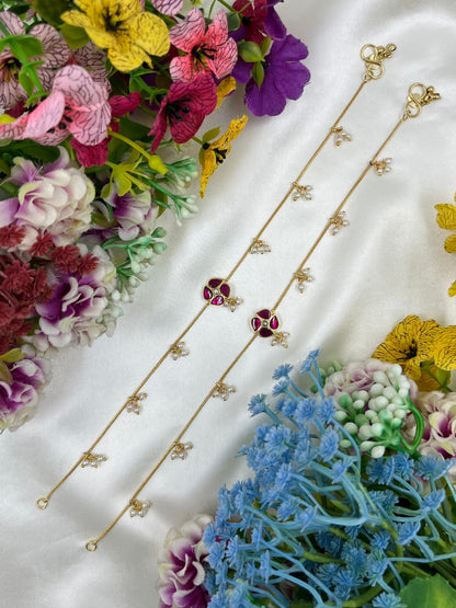 Niharika Pachi Kundan Anklet