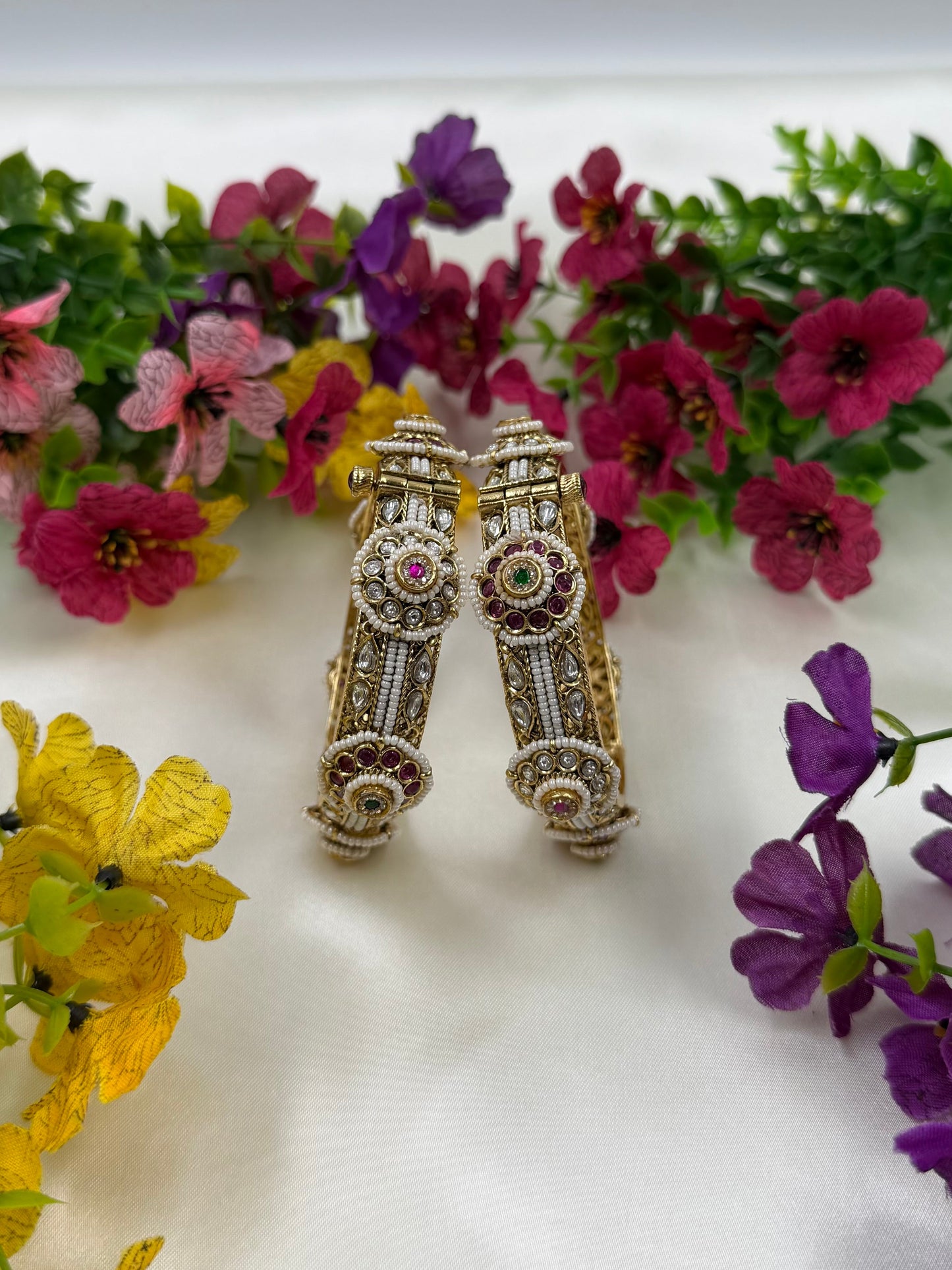 Chaitanya Chorski Bangle (Openable)