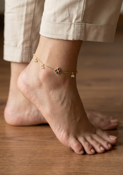 Priya Pachi Kundan Anklet