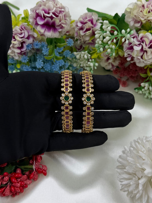 Elira Victorian Bangles