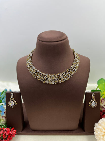 Praya Victorian Necklace