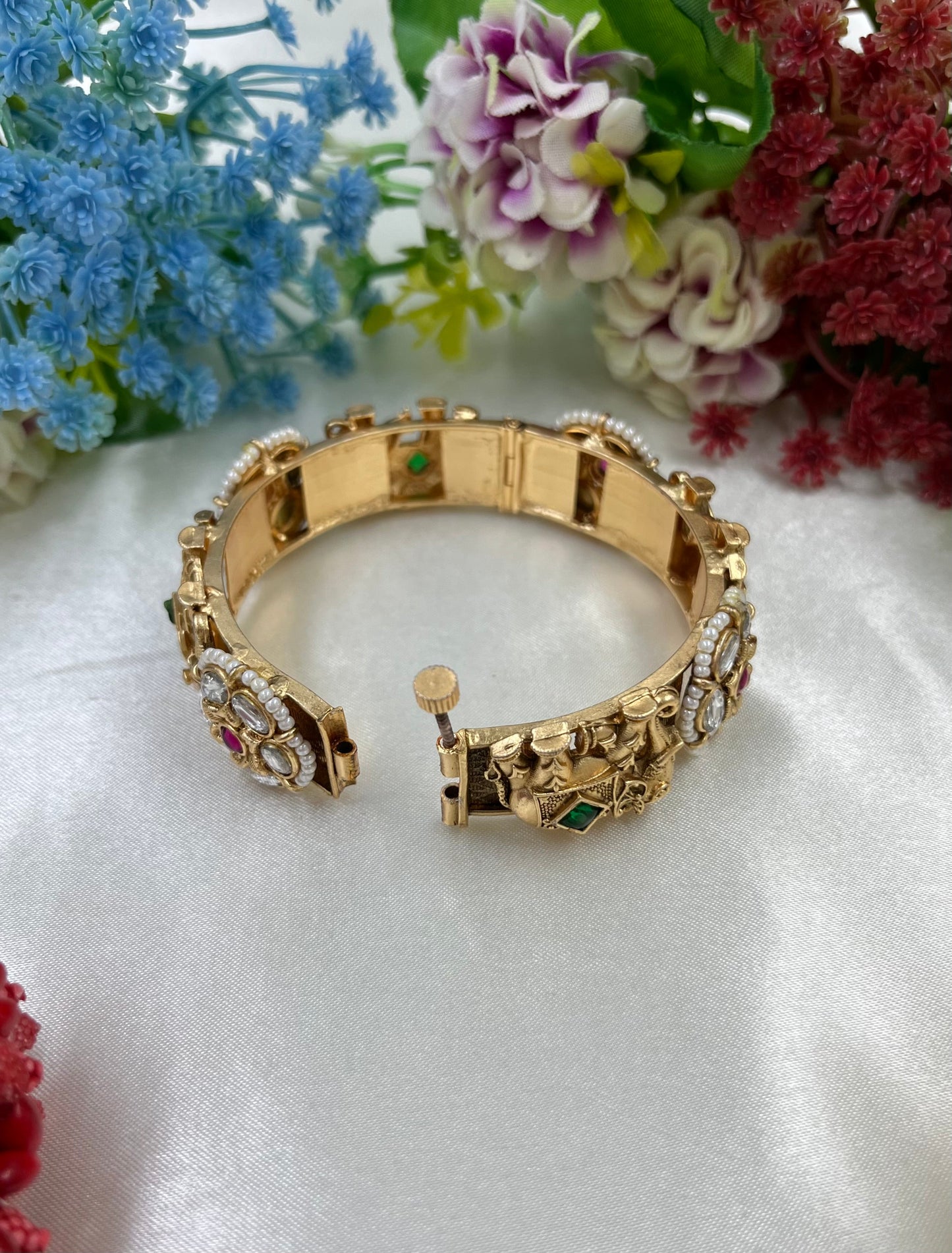 Nidhi Premium Choraski Bangles (Openable)