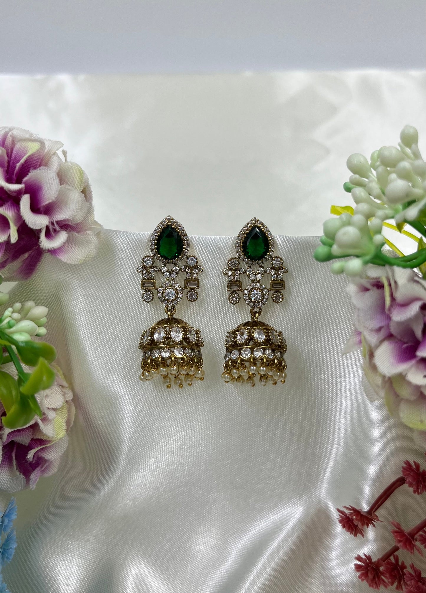 Ria Ad Victorian Earing