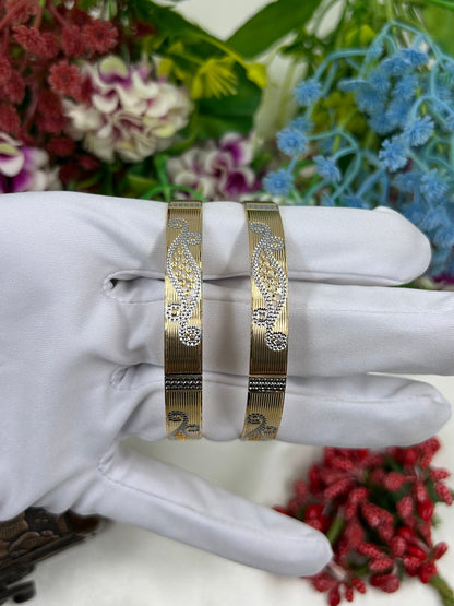 Vidya Premium Two-tone Bangles