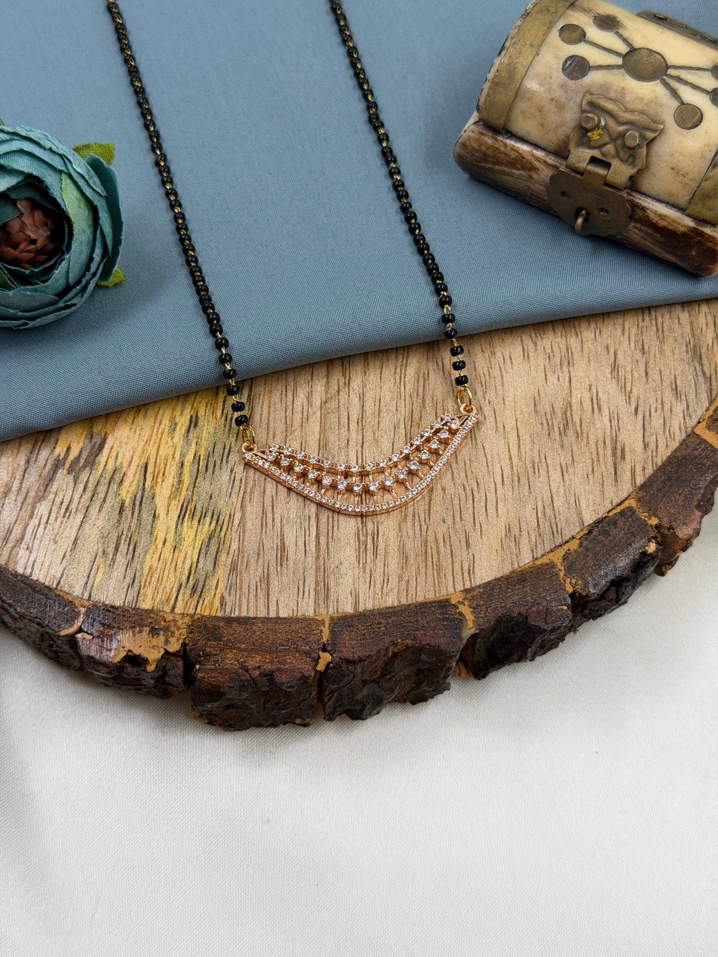 Net Pattern Rose Gold Mangalsutra