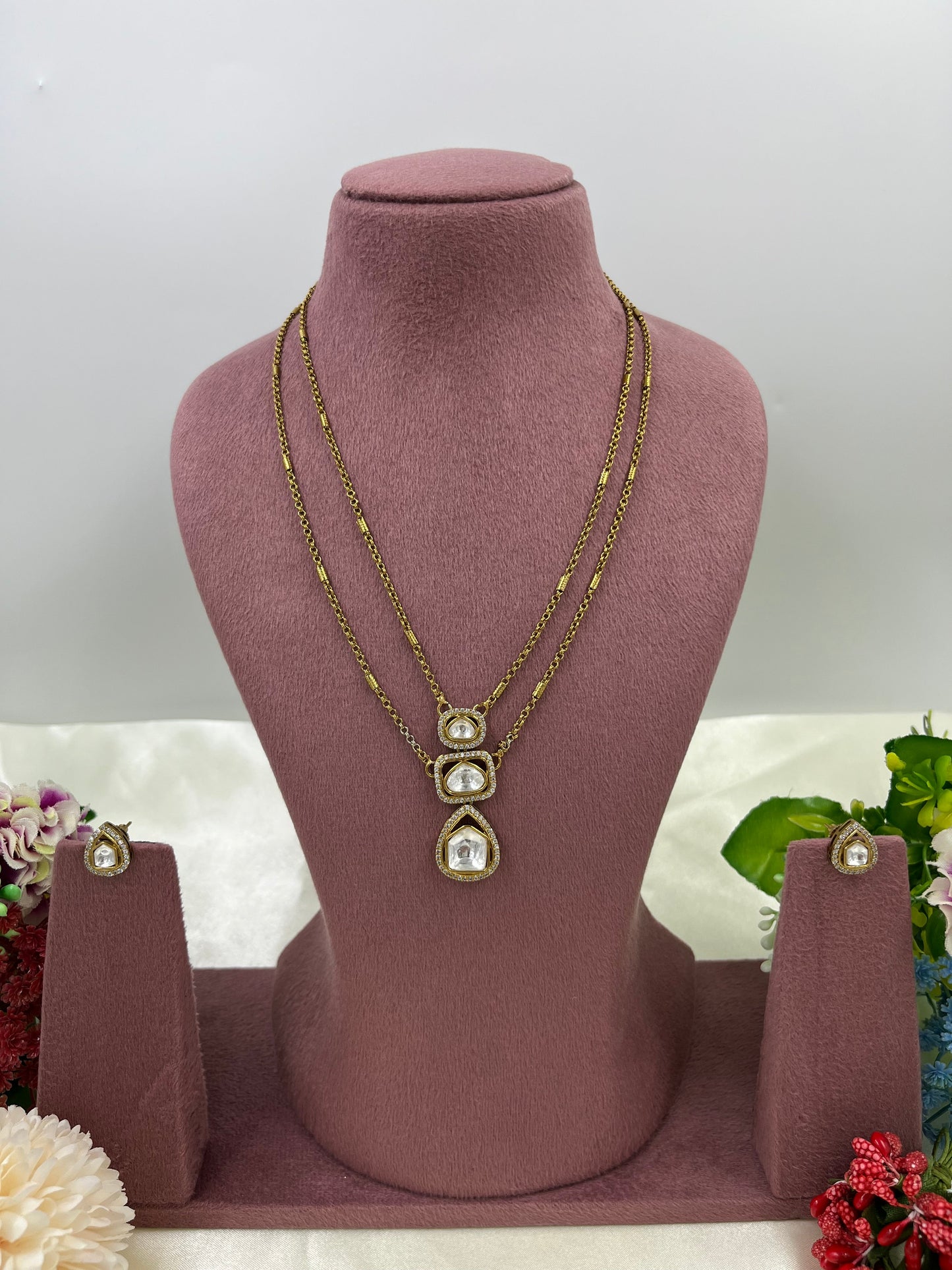 Sheetal Drop Victorian chain Pendant