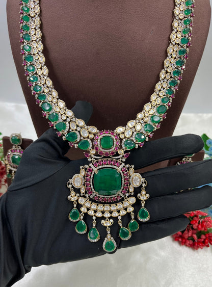 Tanu Victorian Moissanite Premium Combo Set