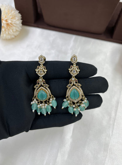 Elysian Shine Victorian Necklace Set