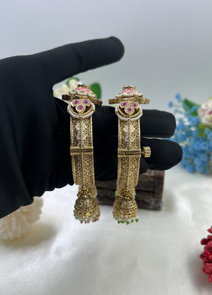 Addhi shree Heritage Jhumka Bangles (Openable)