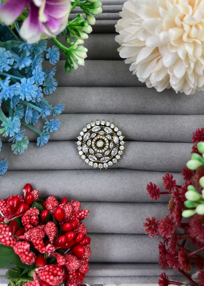 Regal Victorian Ad Ring