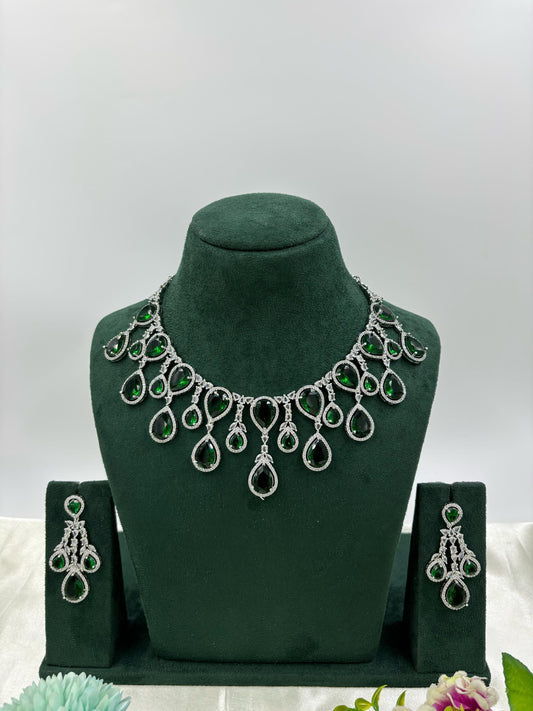Ovi Multi Teardrop Necklace Set